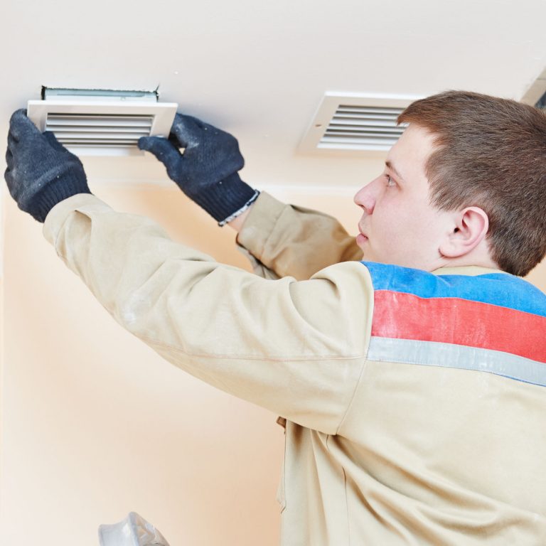 ventilation engineer worker